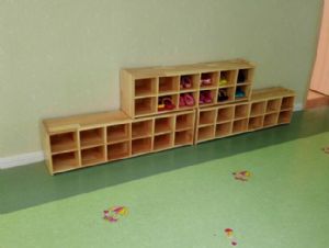 點擊查看詳細(xì)信息<br>標(biāo)題：幼兒鞋柜HL-6011 閱讀次數(shù)：7343